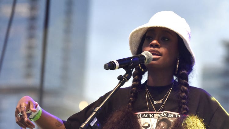 Kari Faux