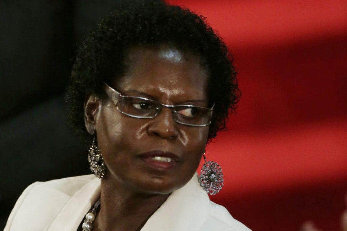 Alabama governor apologizes to survivor of 1963 Birmingham church bombing(00)