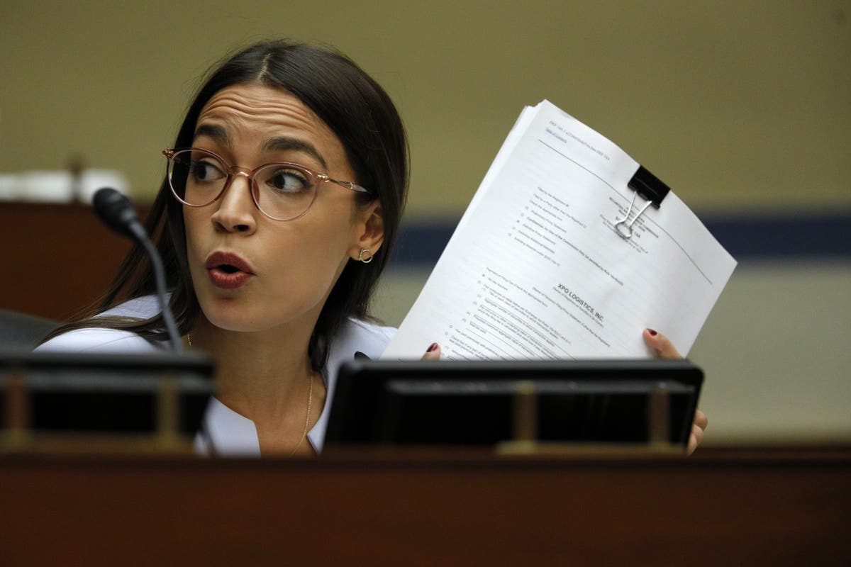 AOC calls Robinhood stock trading restrictions “unacceptable”