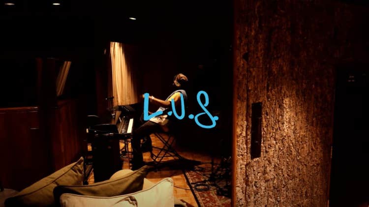 BJ The Chicago Kid delivers in-studio performance of “Love You Slow”