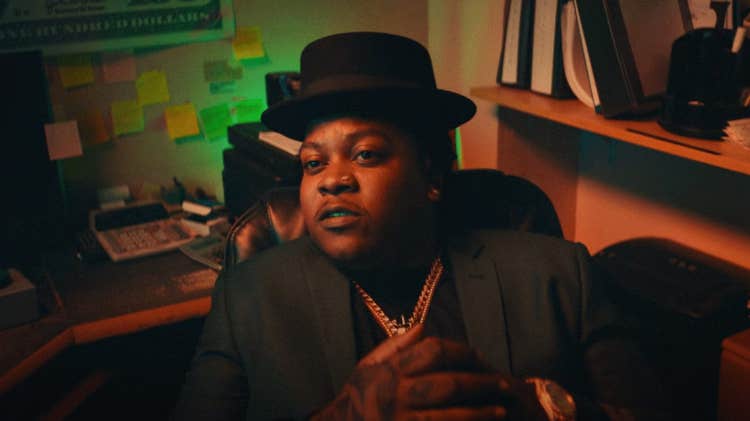 Bino Rideaux, Mustard, and BlueBucksClan head to the club in new “Creepin’” video