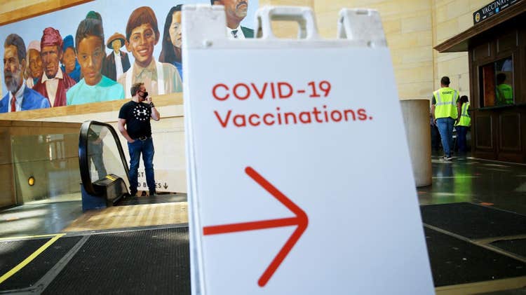CDC recommends that pregnant people get COVID-19 vaccine