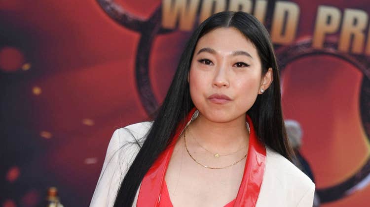 Black Twitter reacts to Awkwafina’s “blaccent” after she says she refuses to use Asian accents