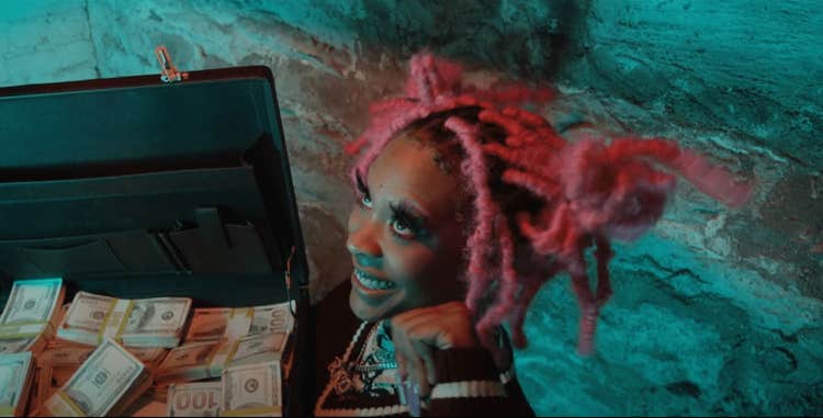 Rico Nasty delivers new visual for “Buss”