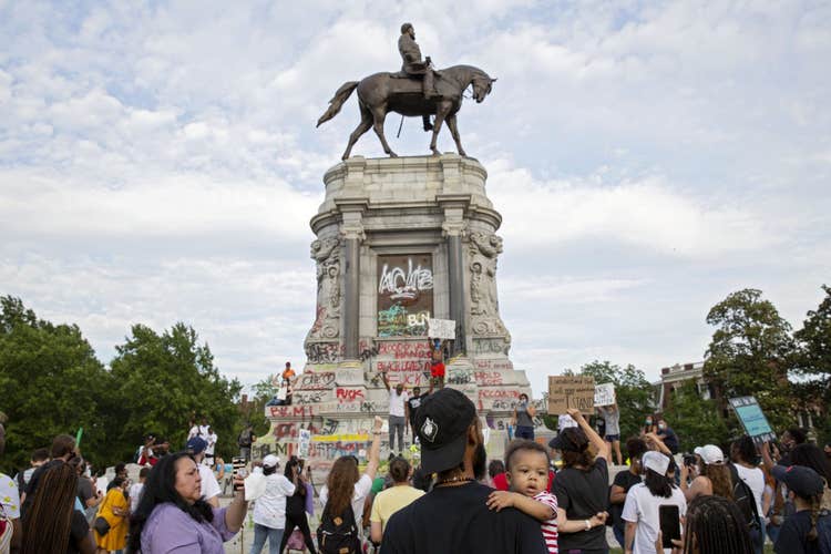 Robert E. Lee statue in Richmond, Virginia to be taken down