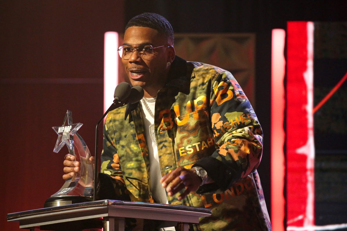 Nelly receives I Am Hip Hop Award, performs nostalgic hits at 2021