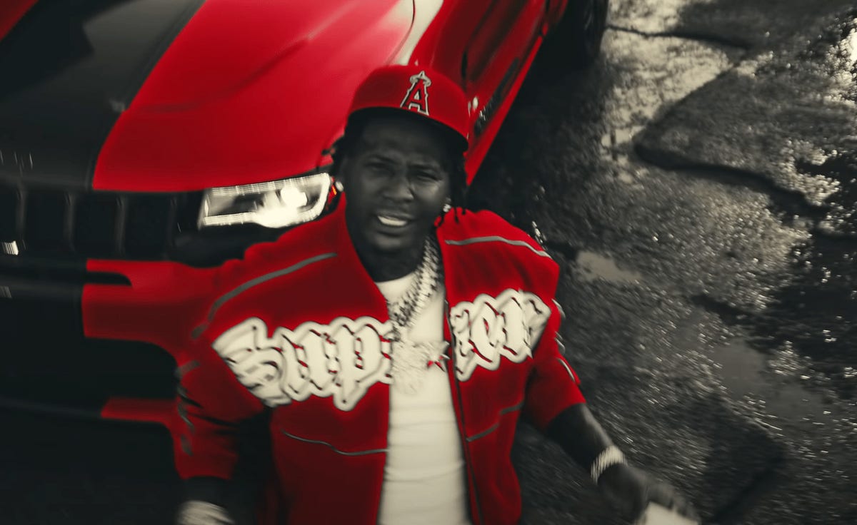 Moneybagg Yo, Lil Durk, and EST Gee link up for new “Switches and Dracs