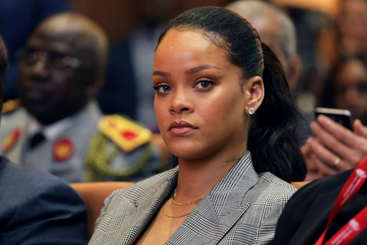 Rihanna pregnancy rumors