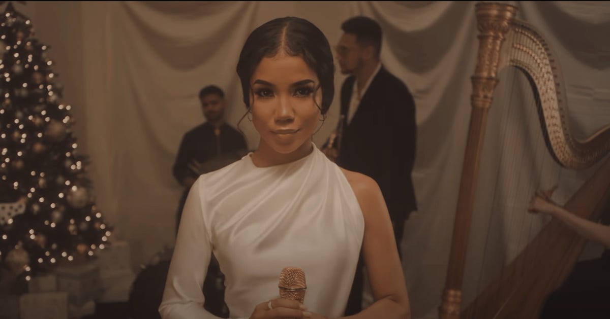 Jhene Aiko Wrap Me Up Performance