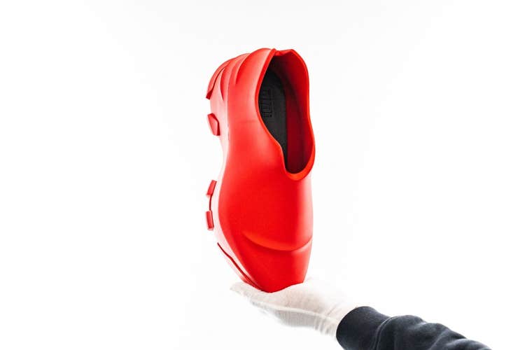 Givenchy Monumental Mallows in red