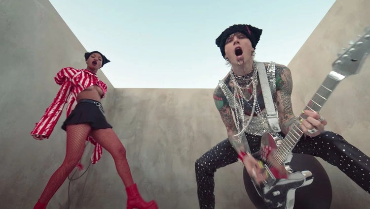 Machine Gun Kelly Willow