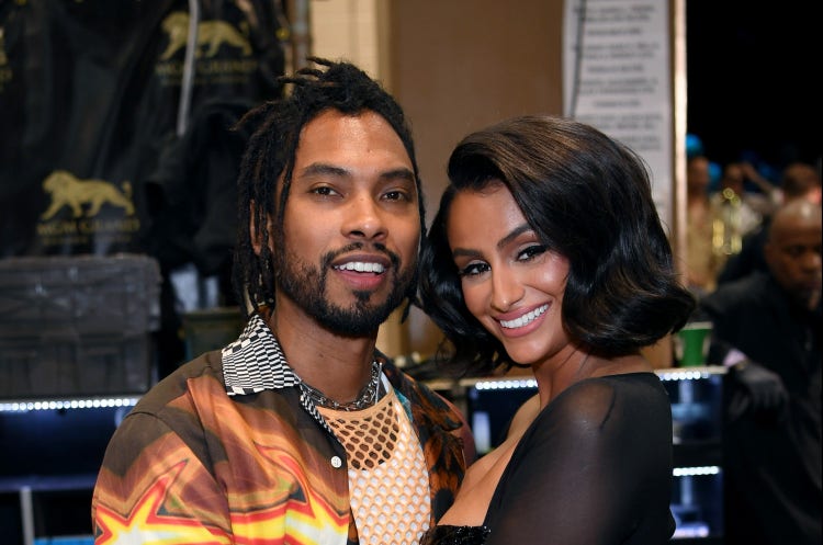 Miguel, Nazanin Mandi