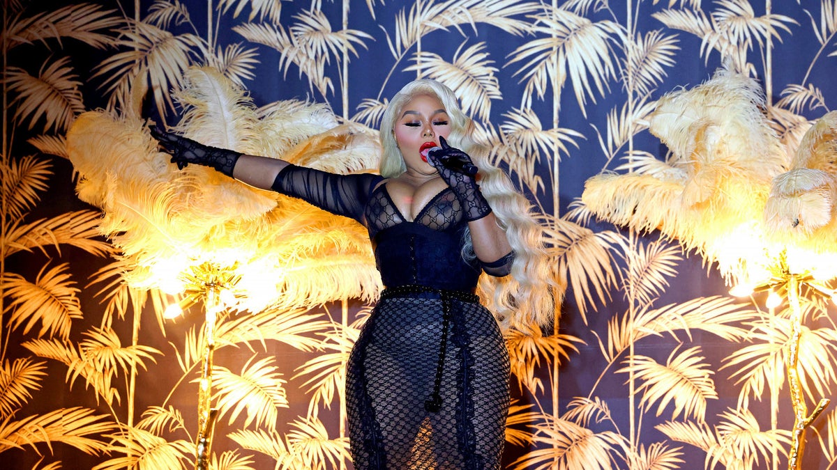 Lil' Kim's 'Hard Core' is the inspiration for new Supreme collection