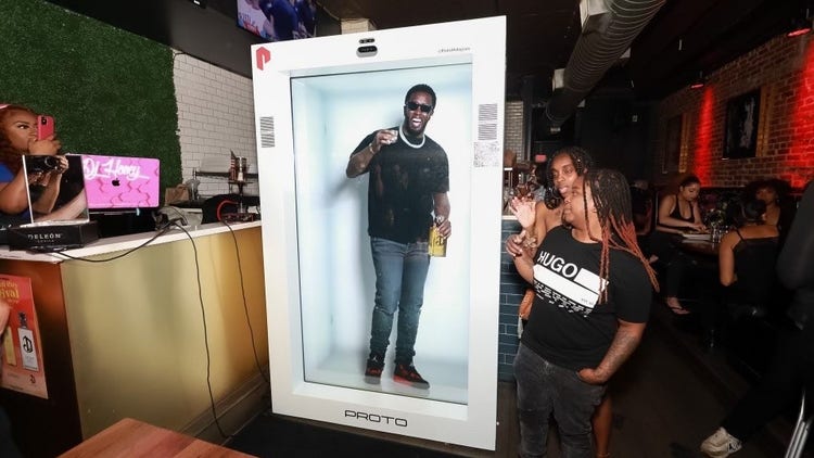 Diddy DeLeón Tequila Hologram
