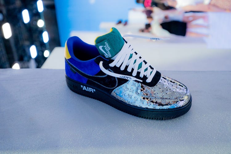 sneakers