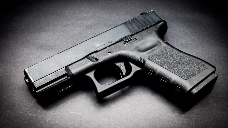 Gun