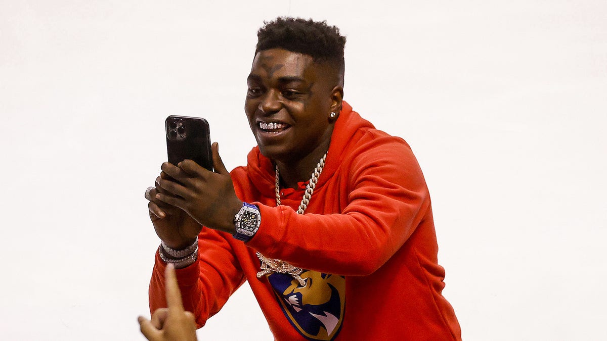 Kodak Black Future "Tears Gone Come" single