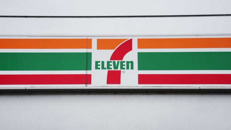 mob takeover at Los Angeles 7-eleven