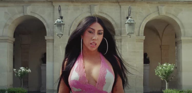 kali uchis