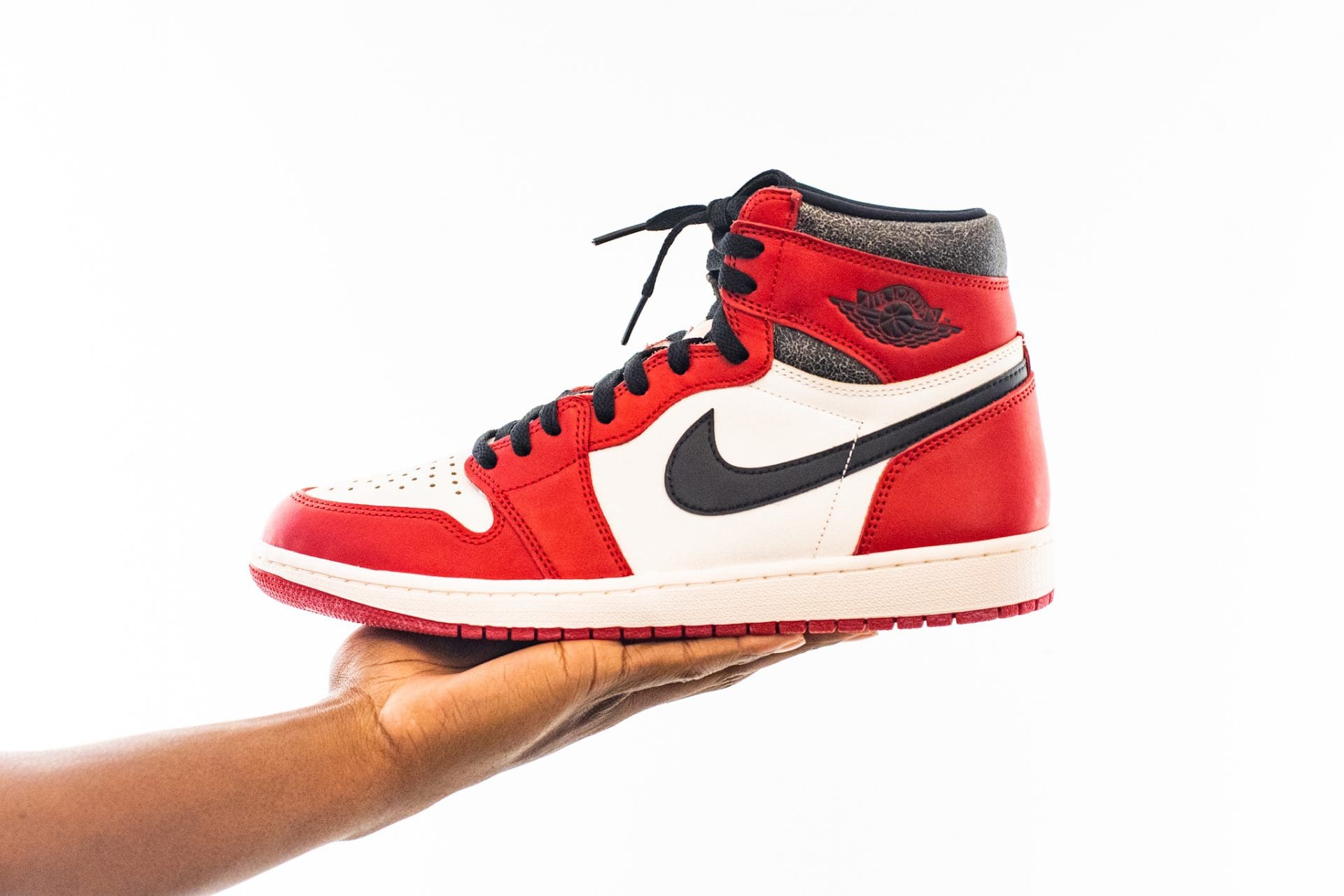 Air Jordan 1 High OG Chicago “Lost and Found”