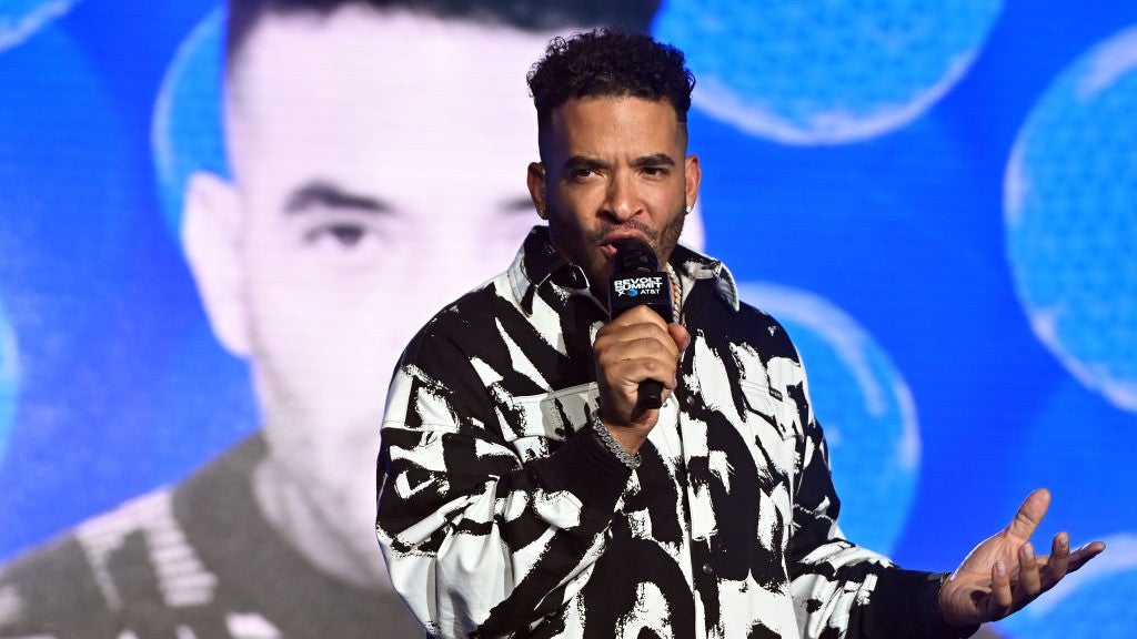 Jason Lee explains why he believes cancel culture is "a sickness"