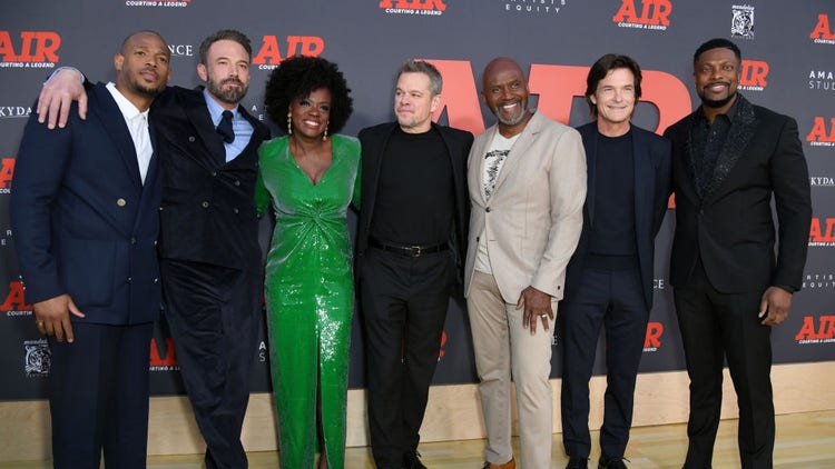 AIR: Courting A Legend cast