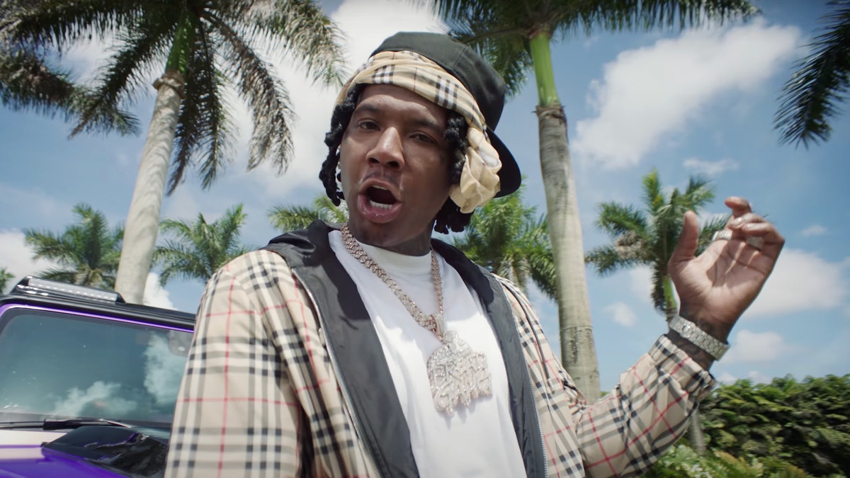 Moneybagg Yo drops off a new visual for "Motion God"