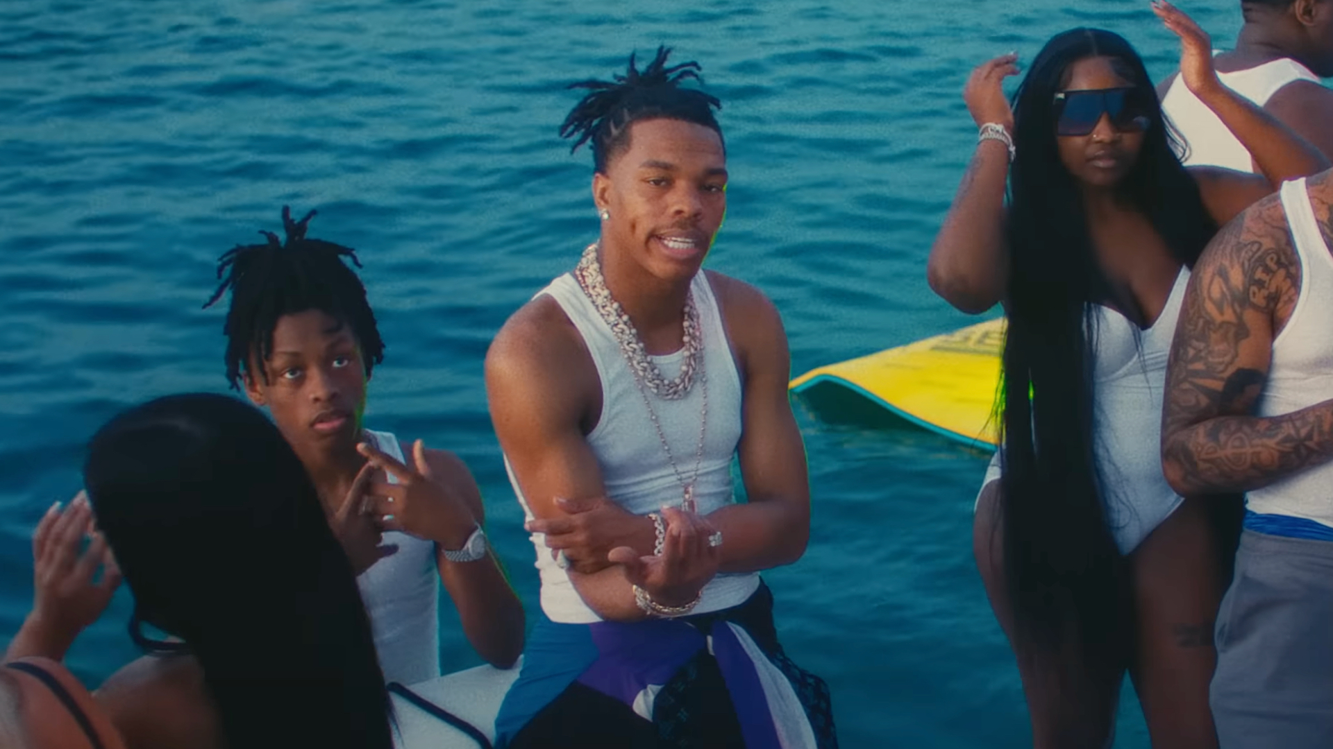 Lil Baby drops off new visual for 