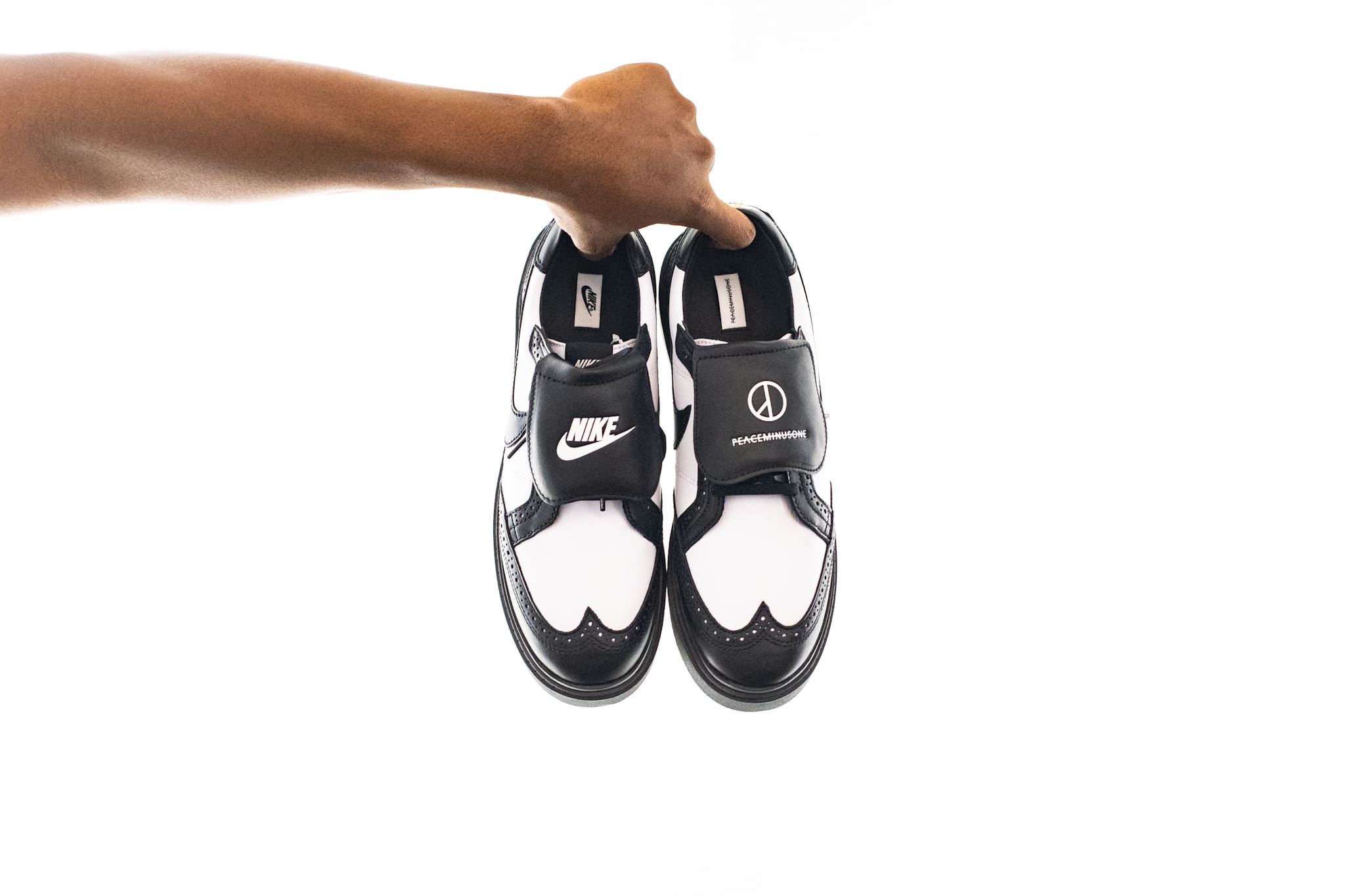 PEACEMINUSONE x Nike Kwondo 1 “Panda”