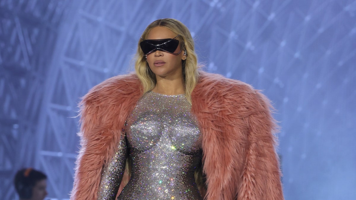 Santa Clara names Beyoncé honorary mayor pre-concert