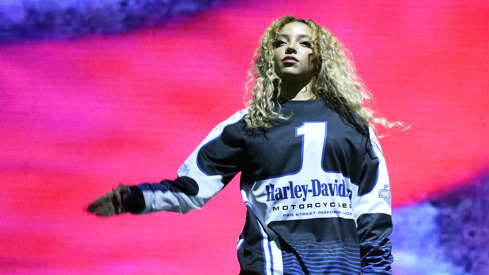 Tinashe announces East Coast leg of 