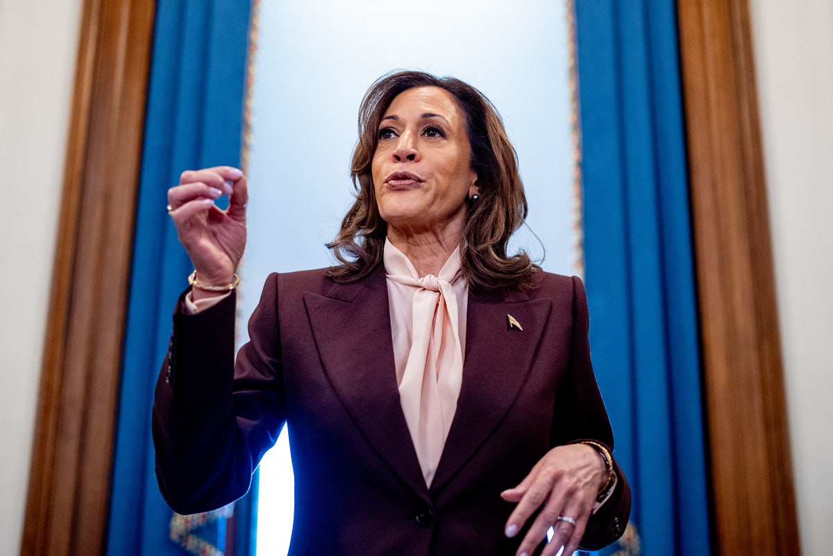 Kamala Harris fuels the fight for liberty during moving NAACP Image ...