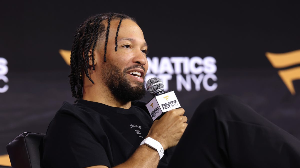 Jalen Brunson is expected to open the 2026 Emmy Awards with Mariska Hargitay, months after saying he'd love an “SVU” cameo