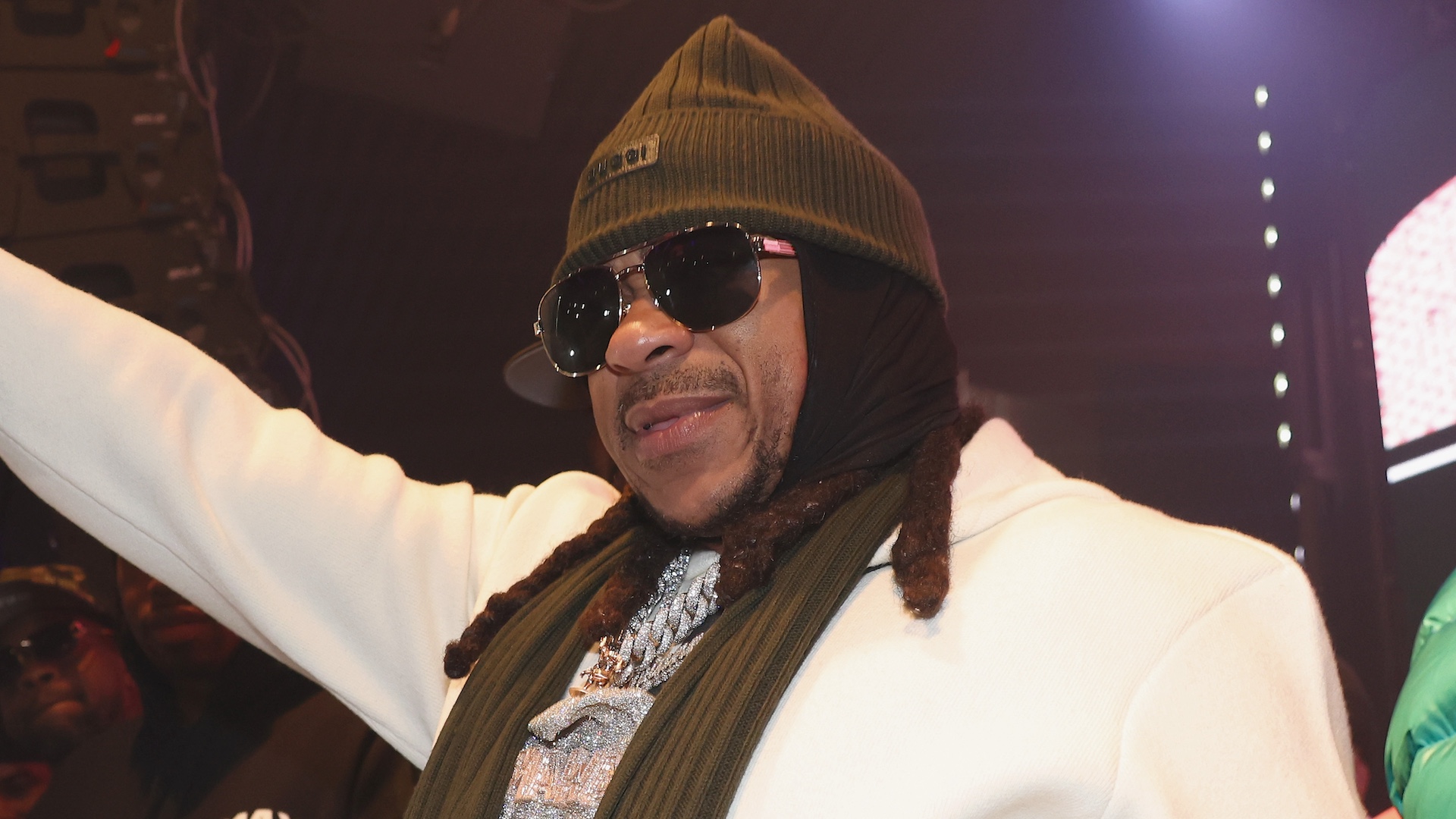 E-40 connects with Suga Free and ProHoeZak for “19 Dolla Lapdance”