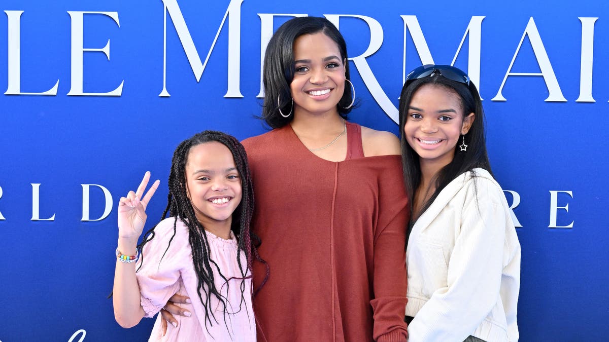 8 times Kyla Pratt and her oldest daughter Lyric were twinning, image size:1200x675
