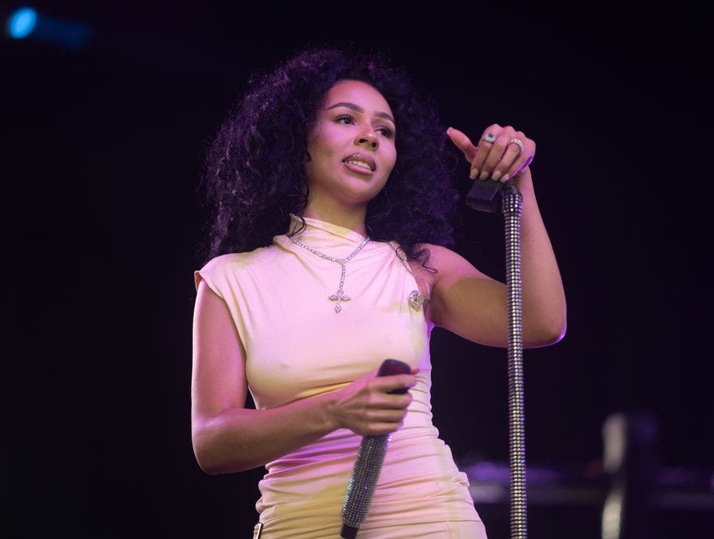 7 top moments from Mariah the Scientist on “Caresha Please”