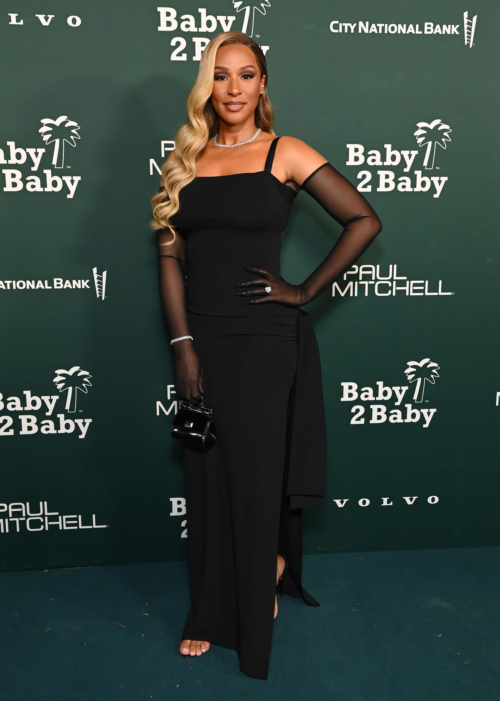 Savannah James' 13 best outfits over the years Savannah James' 13 best outfits over the years