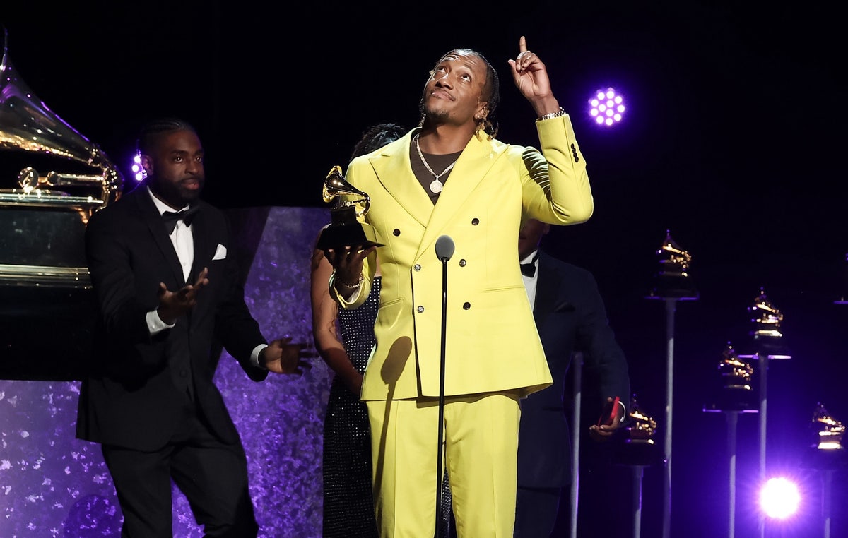 Lacrat Rapper Lecrae says he was pressured to stop talking about faith in his music