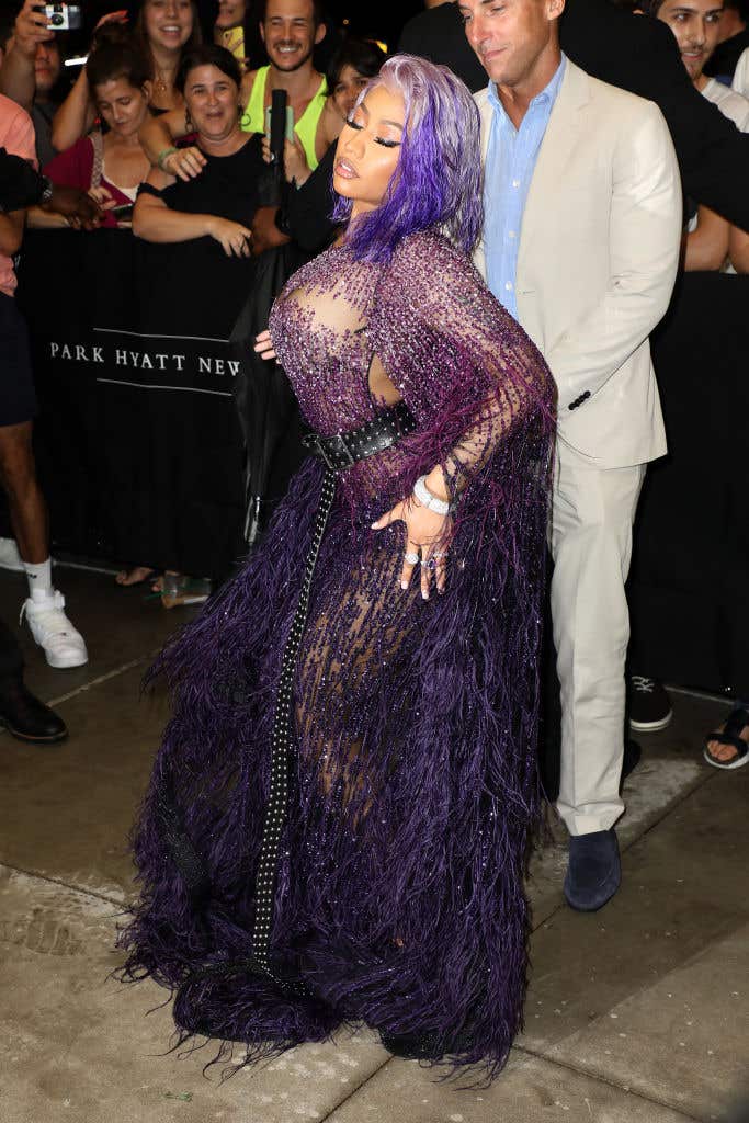 nicki minaj purple and orange dress Nicki Minaj Leaves Little to the Imagination in Balmain for SNL Appearance
