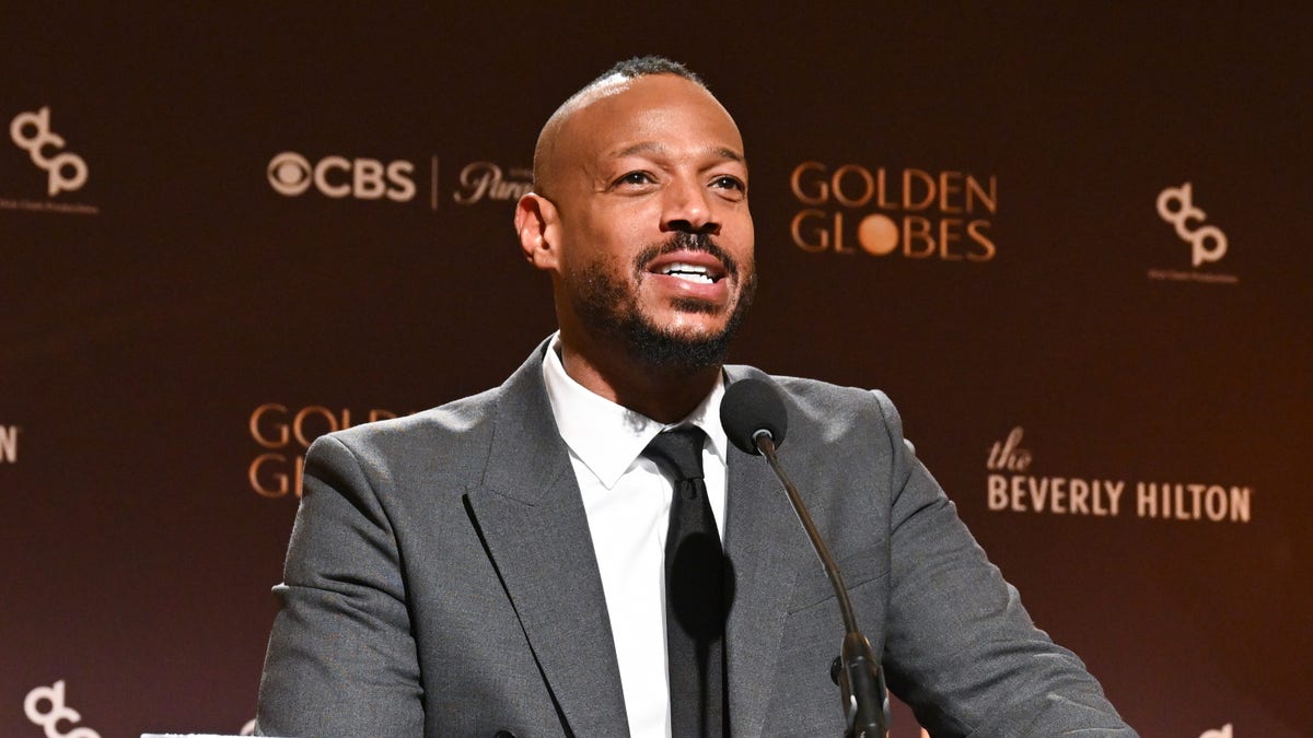 Marlon Wayans promoting Scary Movie 6 during a cinema screening